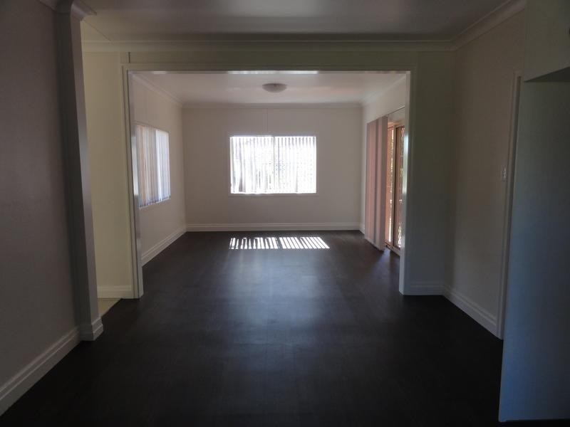 16 Crown, Rangeville QLD 4350
