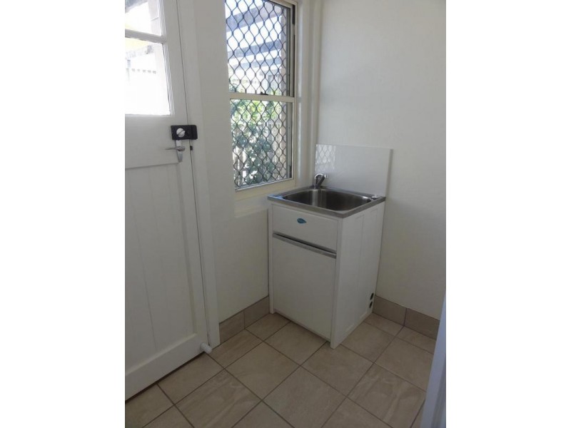 16 Crown, Rangeville QLD 4350