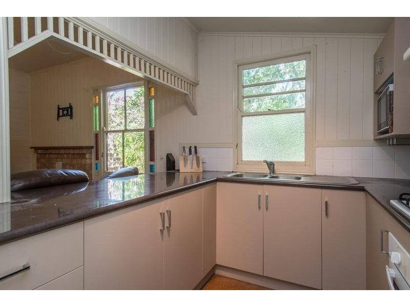 4 Sir Street, North Toowoomba QLD 4350