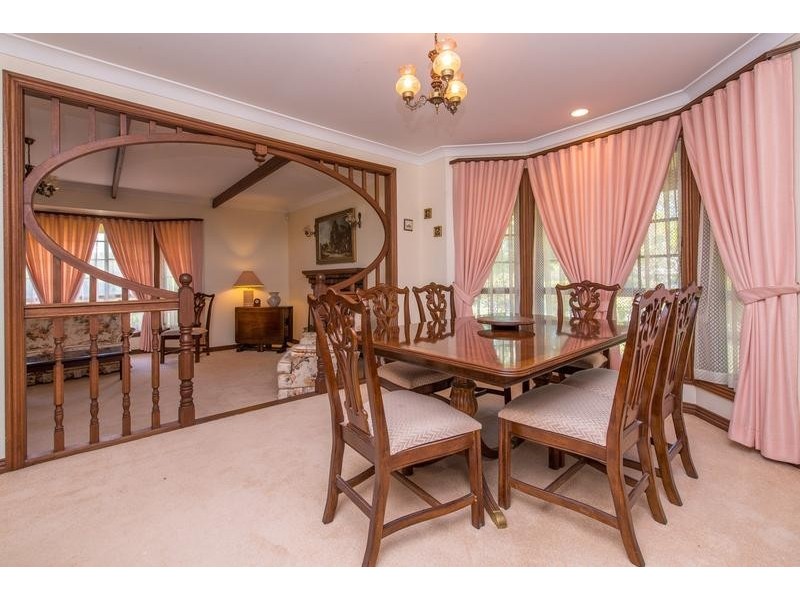 2 Golf Course Drive, Middle Ridge QLD 4350