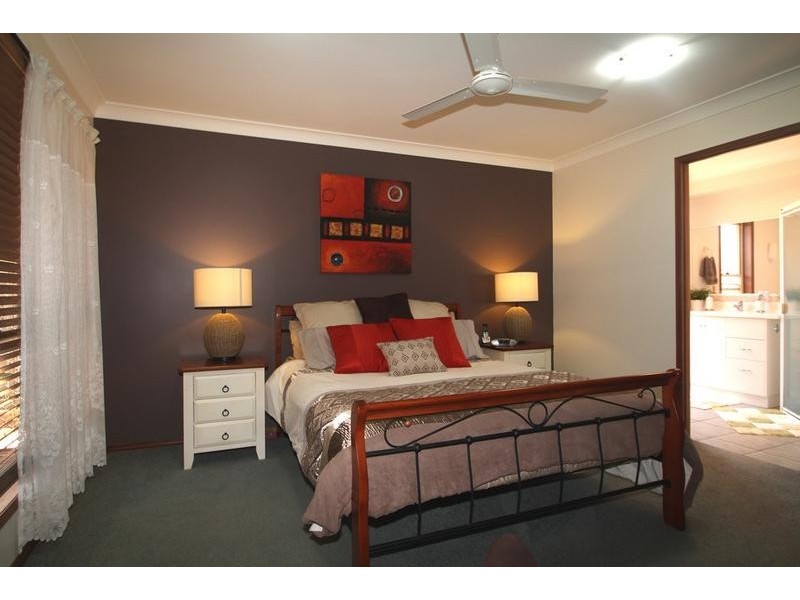 23 Carnation Court, Middle Ridge QLD 4350