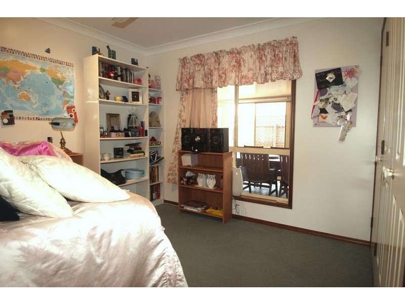 23 Carnation Court, Middle Ridge QLD 4350