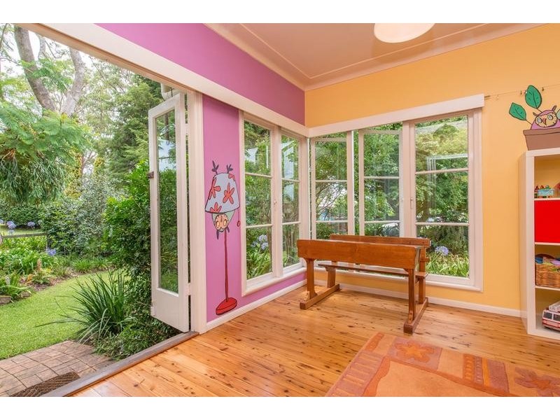 21 Alford Street, Mount Lofty QLD 4350