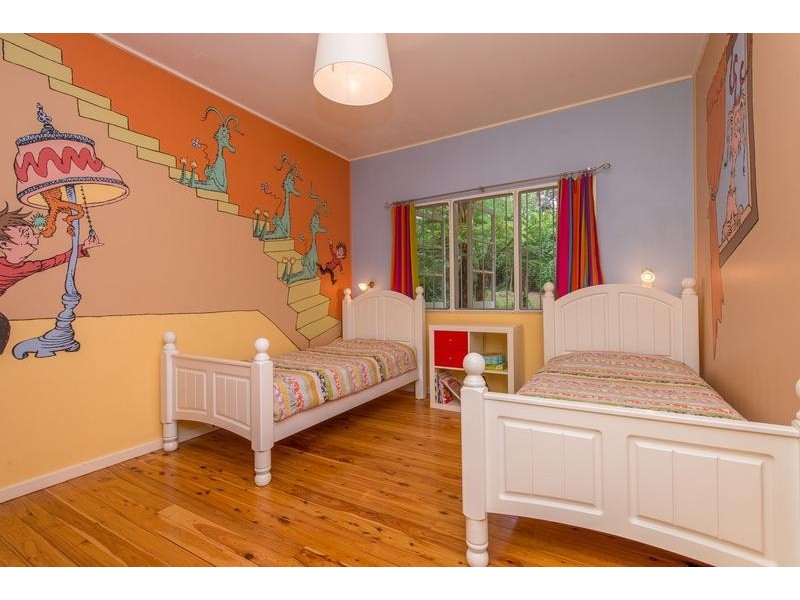 21 Alford Street, Mount Lofty QLD 4350