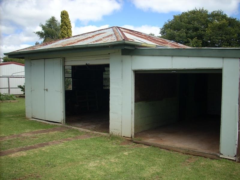 425 Alderley Street, Harristown QLD 4350