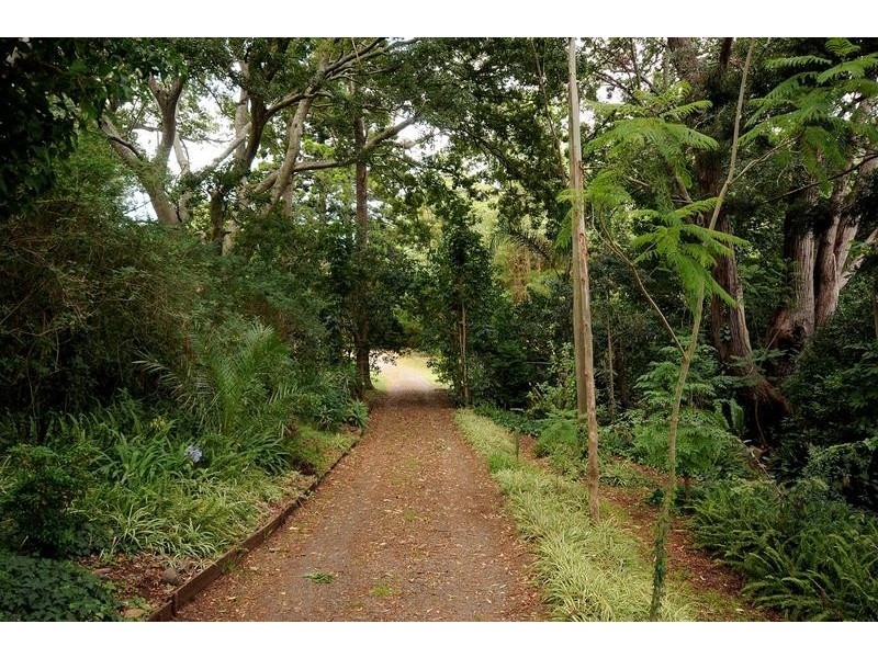 13 Fairholme Street, Mount Lofty QLD 4350