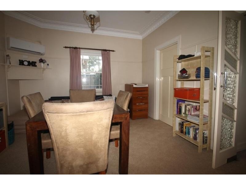 227a West Street, Harristown QLD 4350