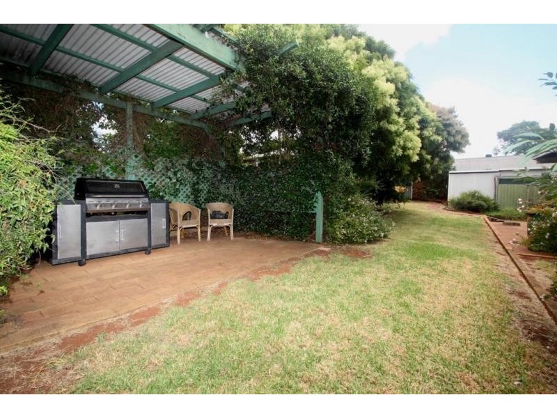 227a West Street, Harristown QLD 4350