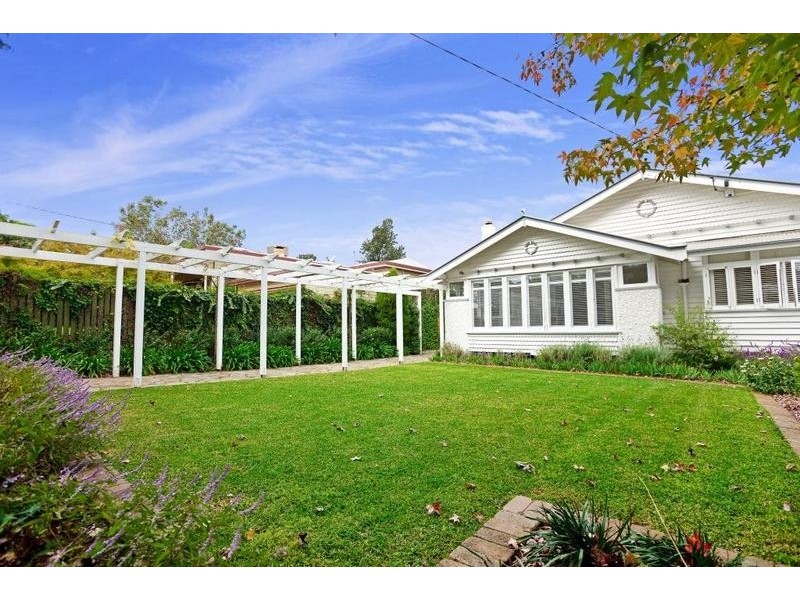 8 Anderson Street, East Toowoomba QLD 4350