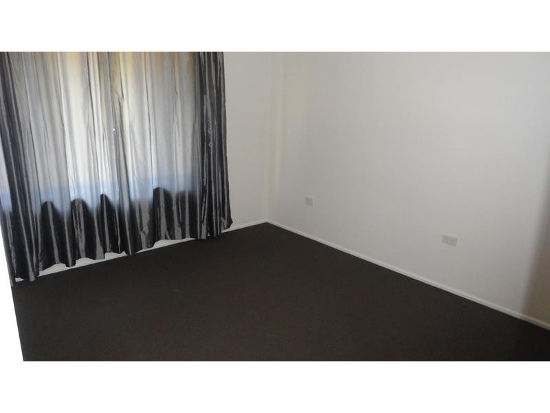 15 REGENT STREET, Darling Heights QLD 4350