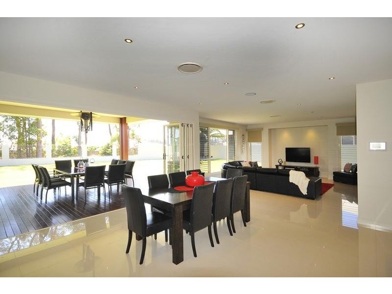 15 Colman Drive, Middle Ridge QLD 4350