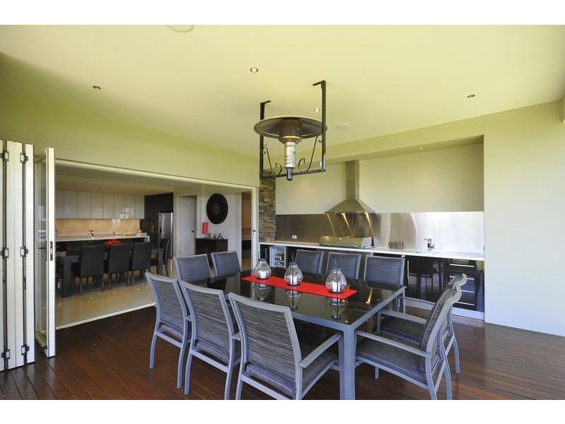 15 Colman Drive, Middle Ridge QLD 4350