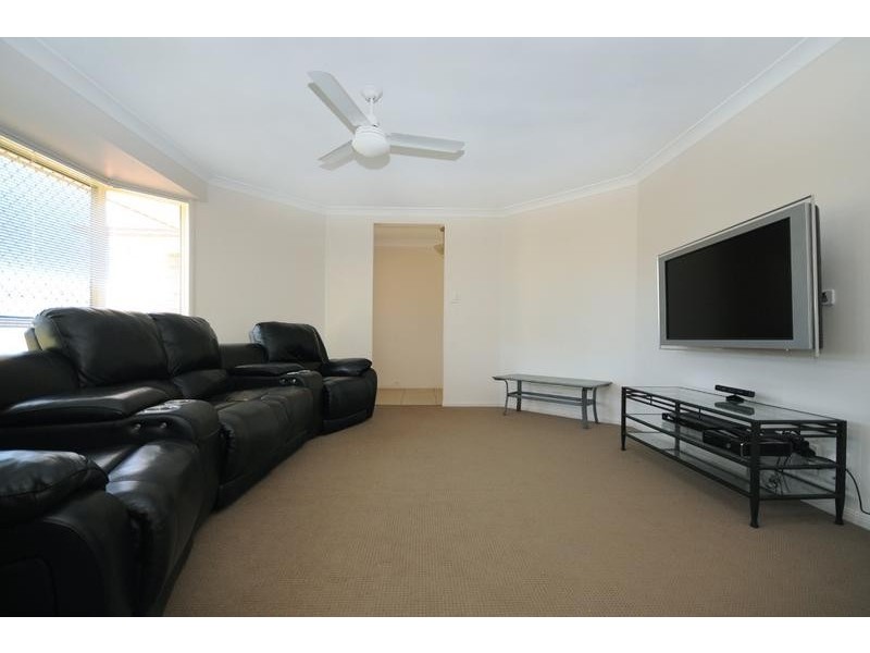 15 Oldfield Street, Middle Ridge QLD 4350