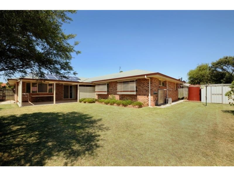 15 Oldfield Street, Middle Ridge QLD 4350