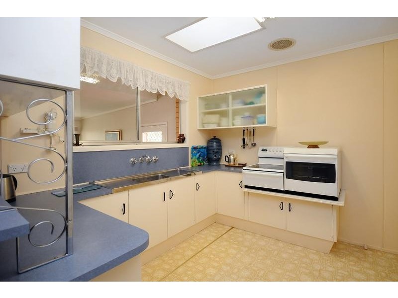 95 Drayton Road, Harristown QLD 4350