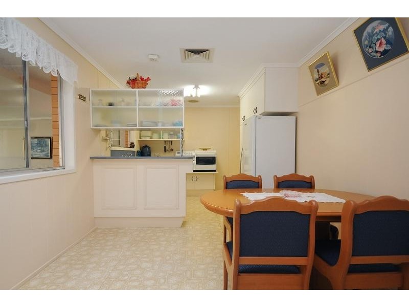 95 Drayton Road, Harristown QLD 4350