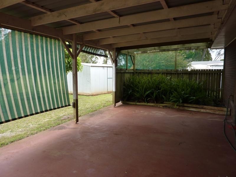 18 Lotus Crescent, Centenary Heights QLD 4350