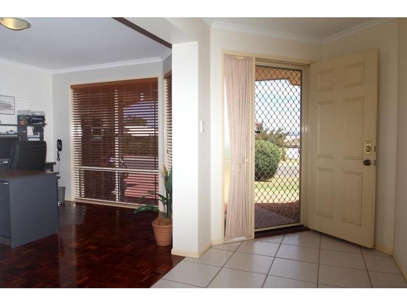 27 Stratford Drive, Wyreema QLD 4352