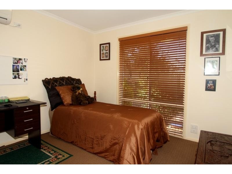 27 Stratford Drive, Wyreema QLD 4352