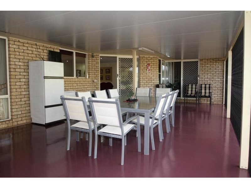 27 Stratford Drive, Wyreema QLD 4352