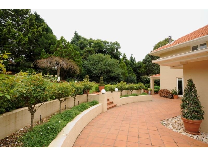 11 Old Toll Bar Road, East Toowoomba QLD 4350