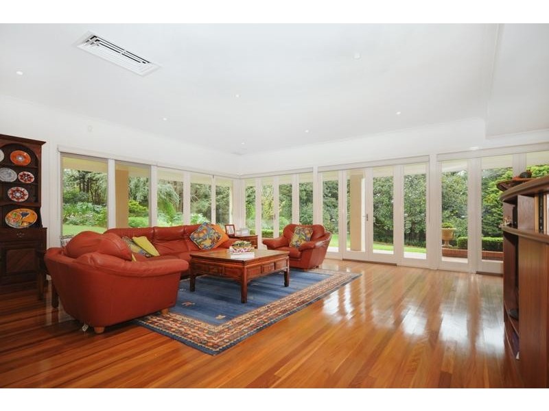 11 Old Toll Bar Road, East Toowoomba QLD 4350