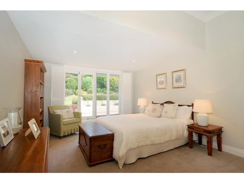 11 Old Toll Bar Road, East Toowoomba QLD 4350