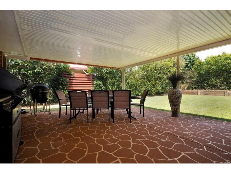 12 Poinsettia Court, Middle Ridge QLD 4350