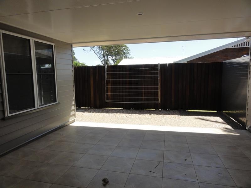 1/303 STENNER STREET, Middle Ridge QLD 4350
