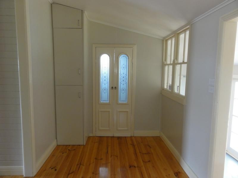 9 Raff Street, North Toowoomba QLD 4350