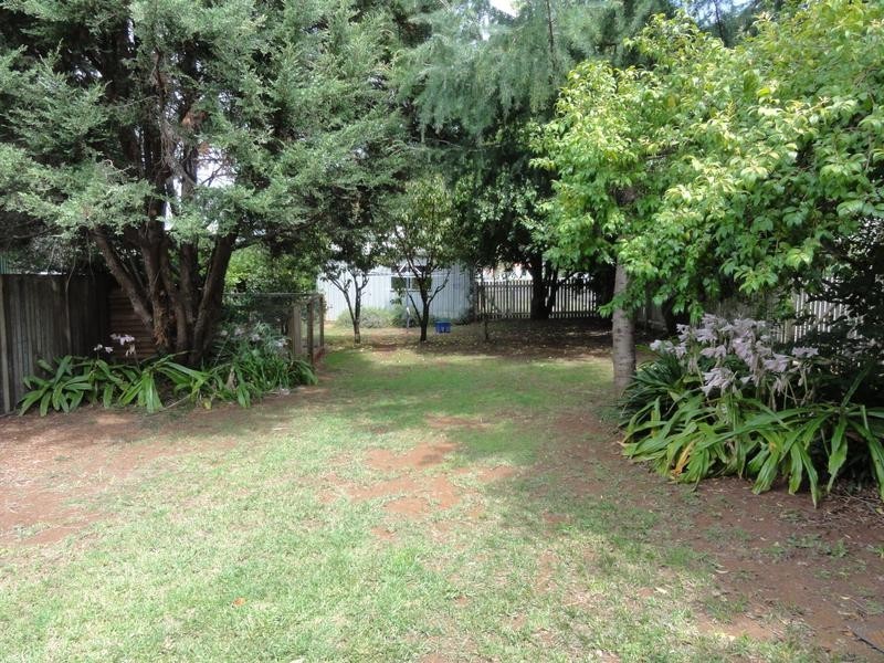 9 Raff Street, North Toowoomba QLD 4350