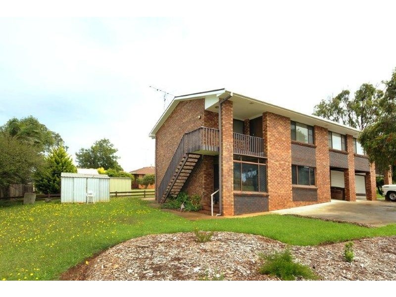 2/44 Noll Street, Kearneys Spring QLD 4350