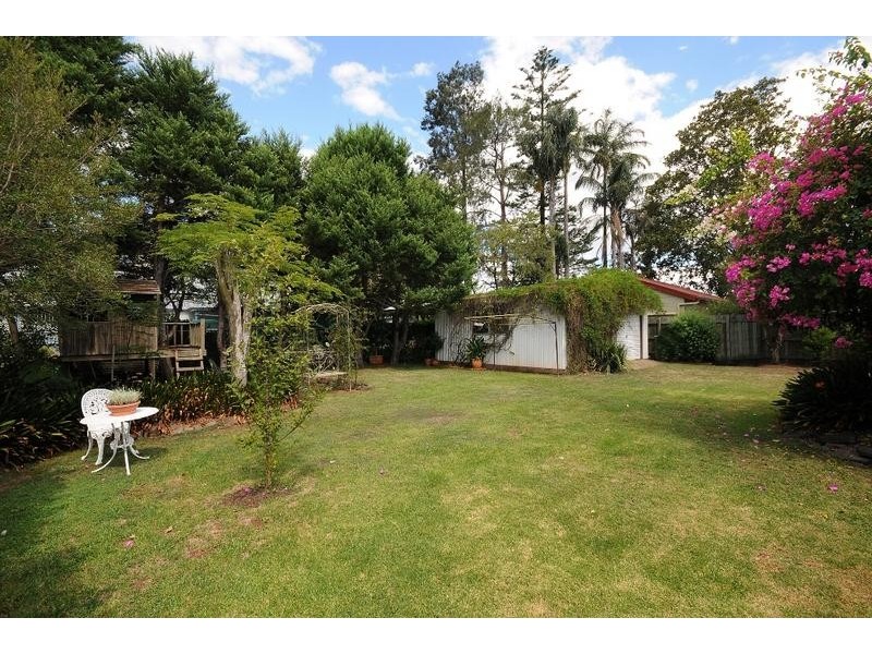 88 Mackenzie Street, Mount Lofty QLD 4350