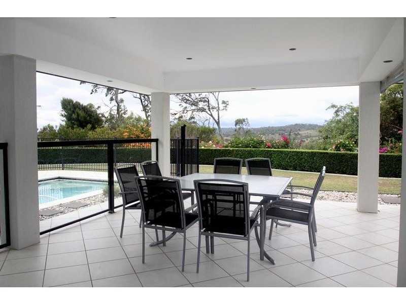 3 Ryans Drive, Cotswold Hills QLD 4350