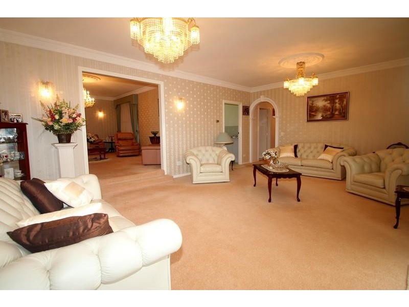 1 Abif Street, Cotswold Hills QLD 4350