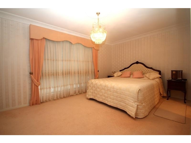 1 Abif Street, Cotswold Hills QLD 4350