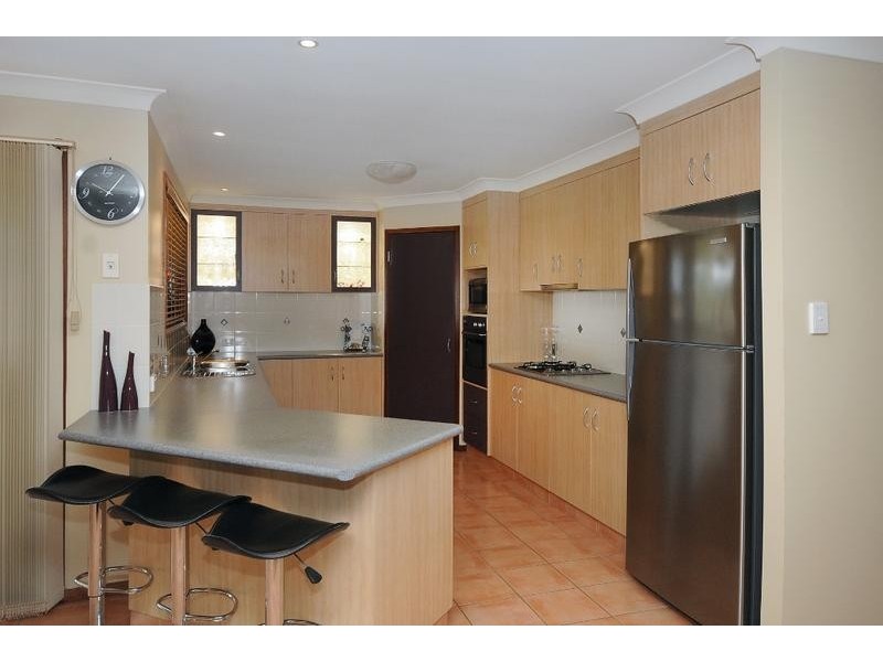 3 Howard Street, Middle Ridge QLD 4350