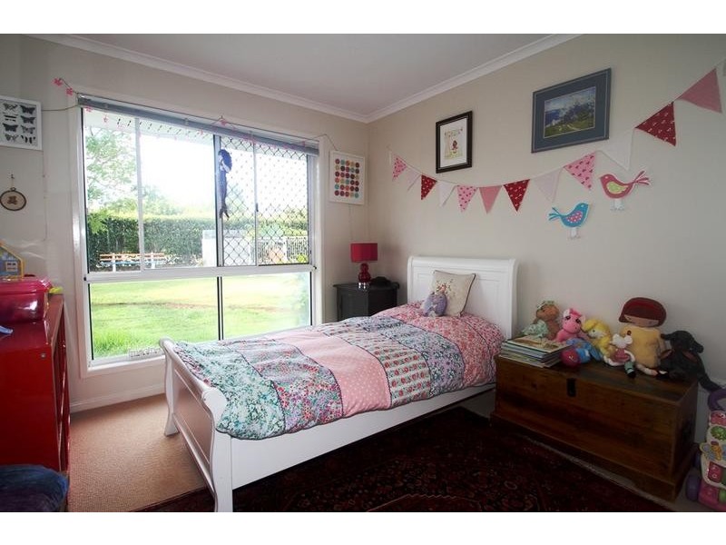 16 Dhal Street, Cotswold Hills QLD 4350