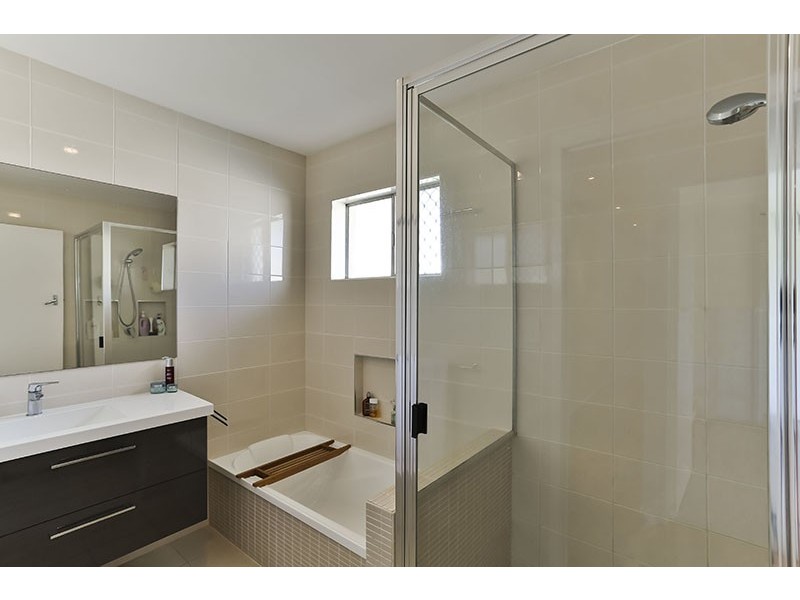 60 Sardon Street, Centenary Heights QLD 4350