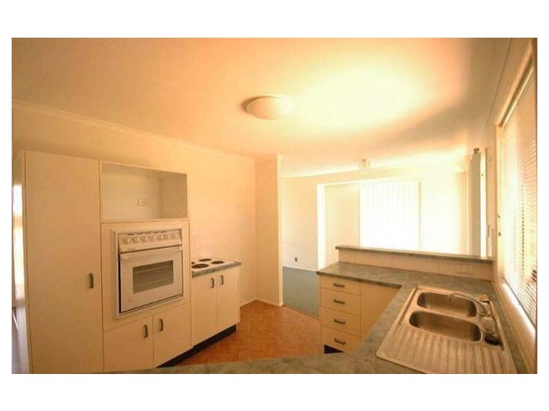 2 Dandelion Drive, Middle Ridge QLD 4350