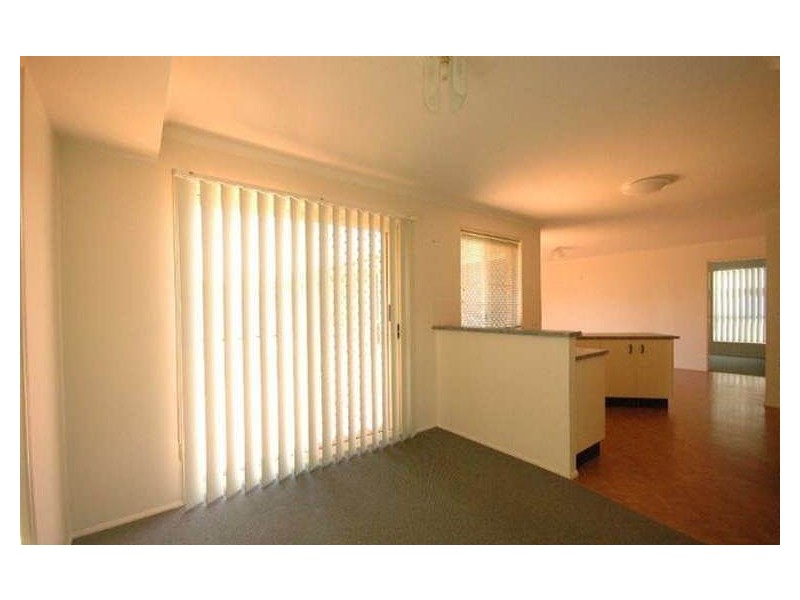 2 Dandelion Drive, Middle Ridge QLD 4350