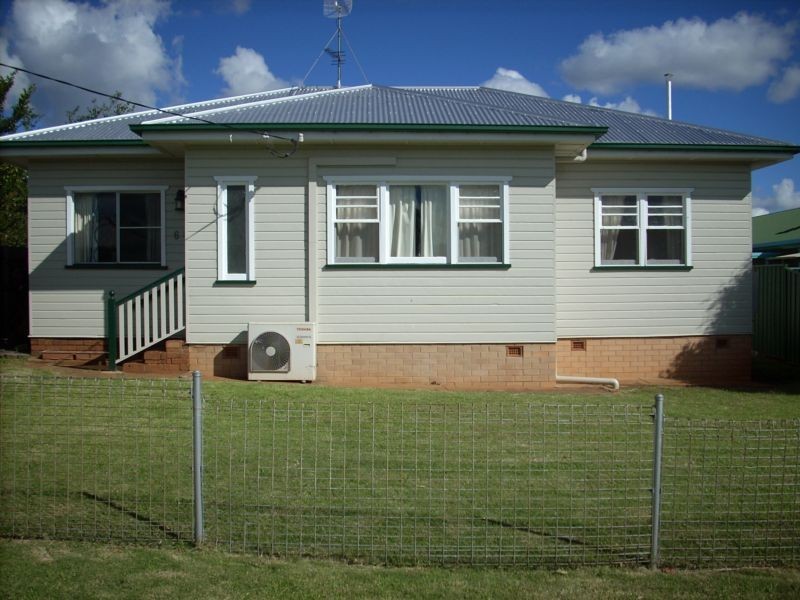 6B Healy, South Toowoomba QLD 4350