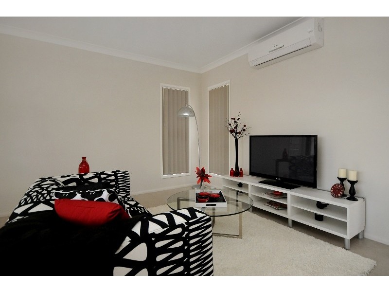 1-3/9 Berry Street, Wilsonton QLD 4350