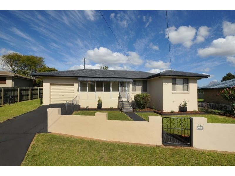 34 Boyett Street, Centenary Heights QLD 4350