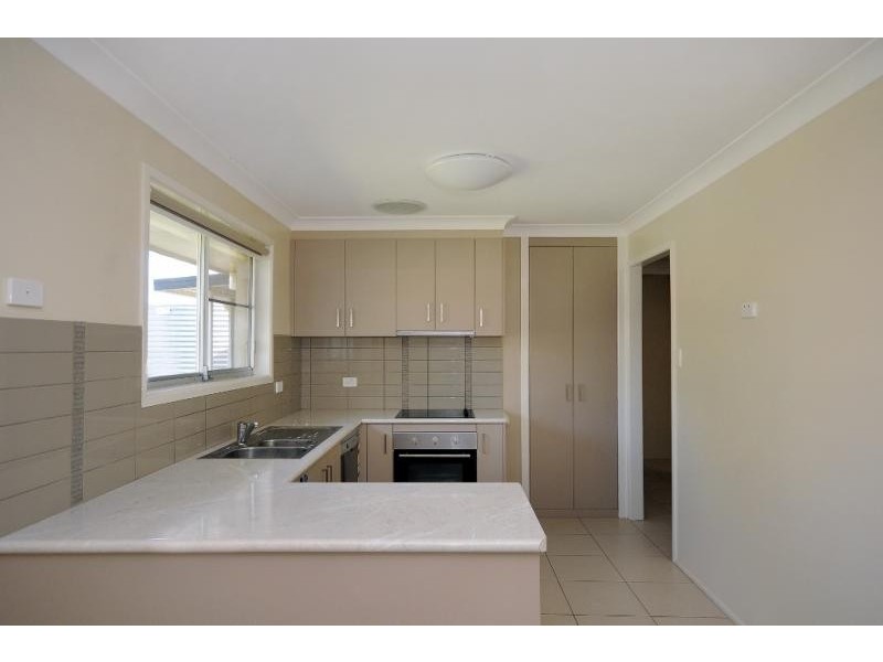 34 Boyett Street, Centenary Heights QLD 4350