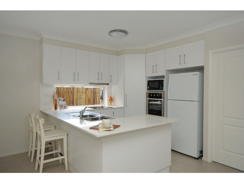 4/9 Berry Street, Wilsonton QLD 4350