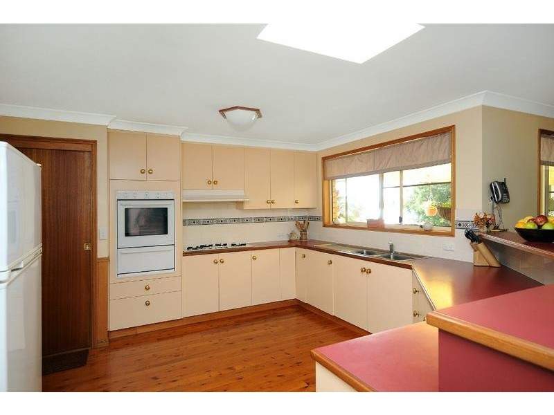 418 Mackenzie Street, Middle Ridge QLD 4350