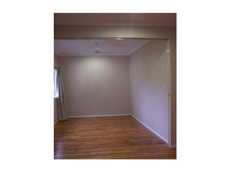 29 McIntyre, Centenary Heights QLD 4350