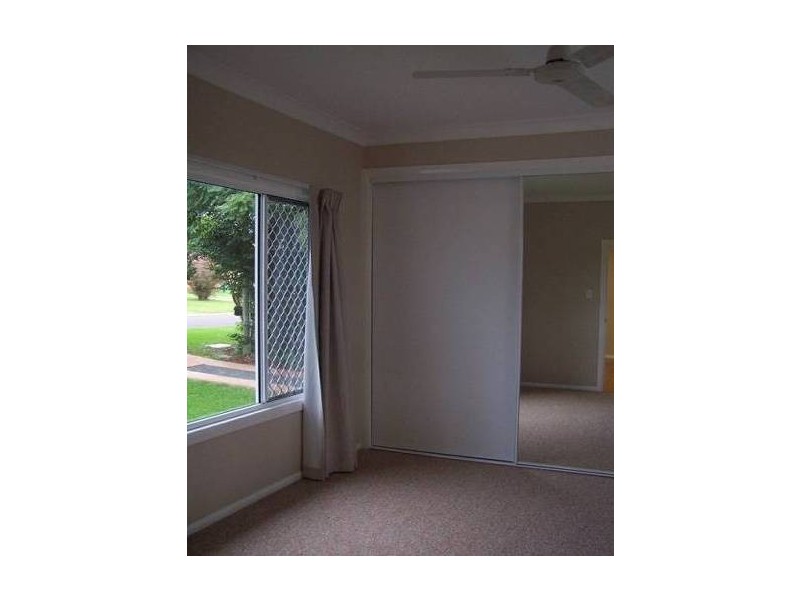 29 McIntyre, Centenary Heights QLD 4350