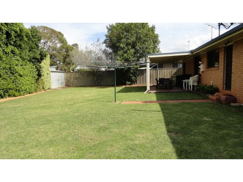 55 JENNIFER CRESCENT, Darling Heights QLD 4350